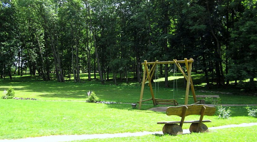 Červonkas (Vecsalienas) muižas pils parks