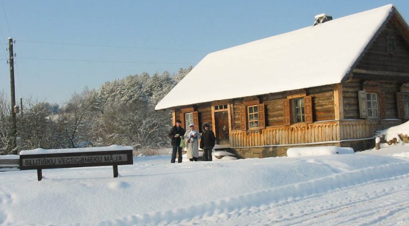 DORF UND BAUERNHOF DER ALTGLÄUBIGEN IN SLUTIŠĶI