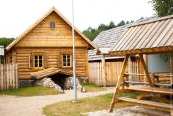 Slutiski Village and Old Believers’ Rural Courtyard