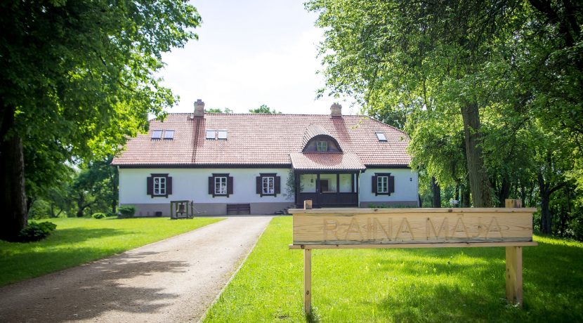 HAUS VON RAINIS IN BERĶENELE