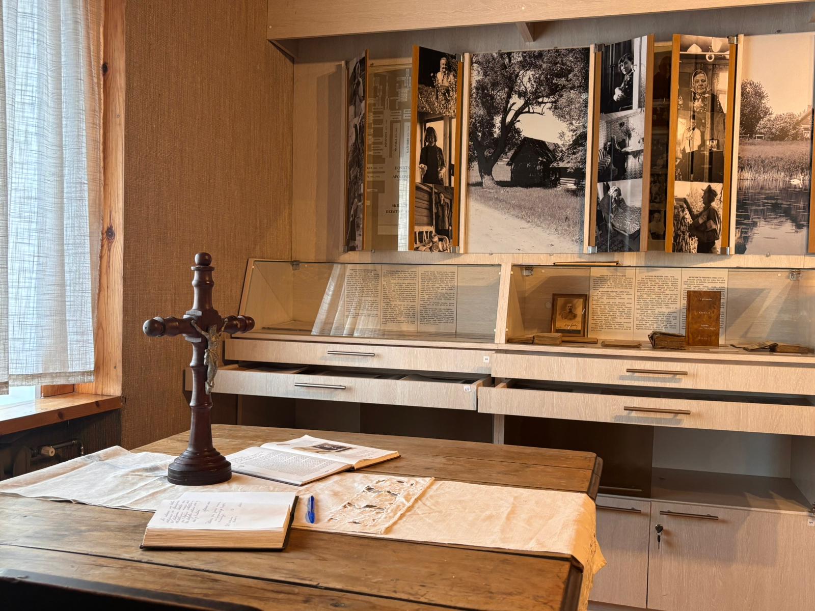 Skrindu dzimtas muzejs