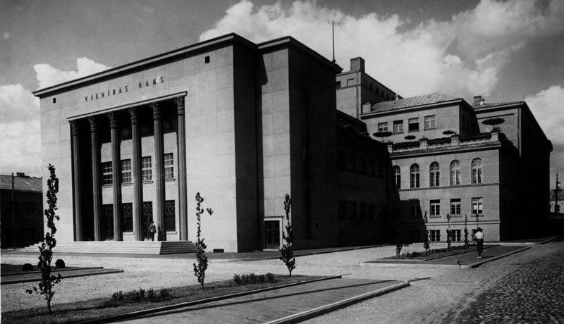 Vienības nams /Haus der Einheit/