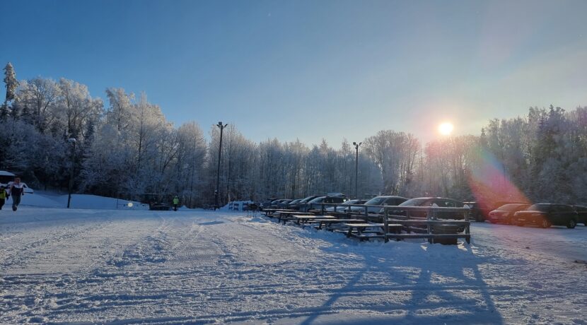 BAZA NARCIARSKA „EGĻUKALNS”