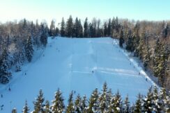 BAZA NARCIARSKA „EGĻUKALNS”