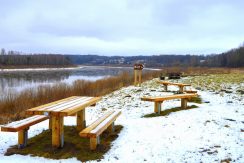 WANDERWEG DES SCHLOSSES DINABURGA