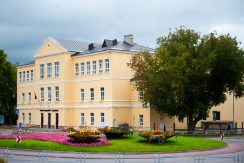 Teatralizēta mācību stundas programma „Raiņa skola – Raiņa laikā”