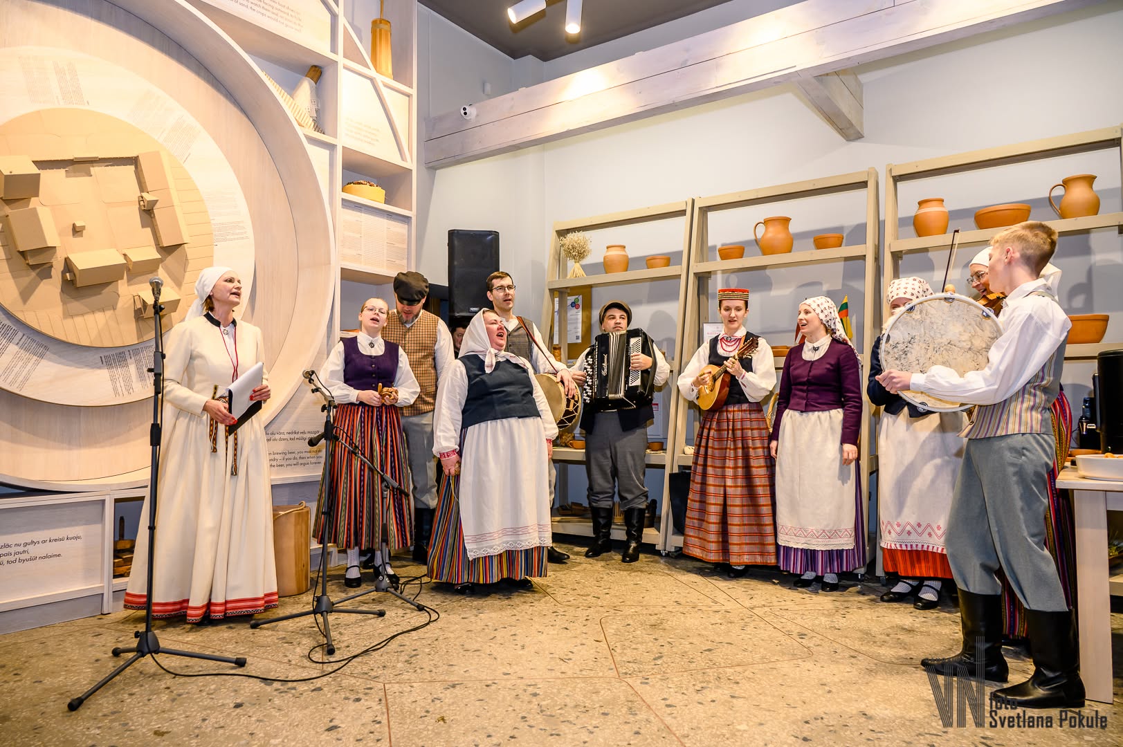 Tradīciju māja