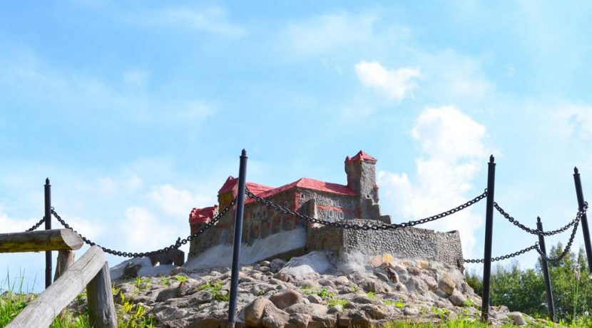 Ruins of the Dinaburg Castle and Castle Model