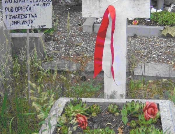 Захоронения павших воинов Польской армии в боях за освобождение Латвии