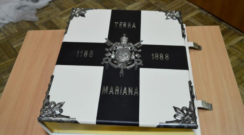 Kopia księgi „Terra Mariana” znajdującej się w Bibliotece Apostolskiej w Watykanie