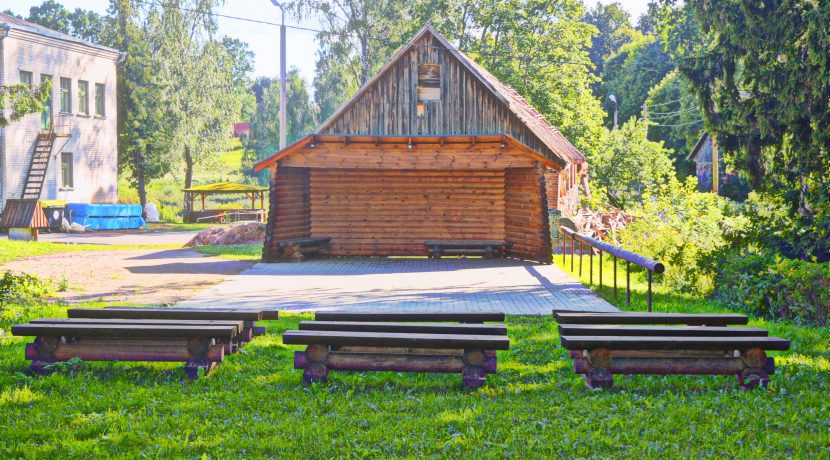 Дом латгальских традиций и умений «Ambeļu skreine»