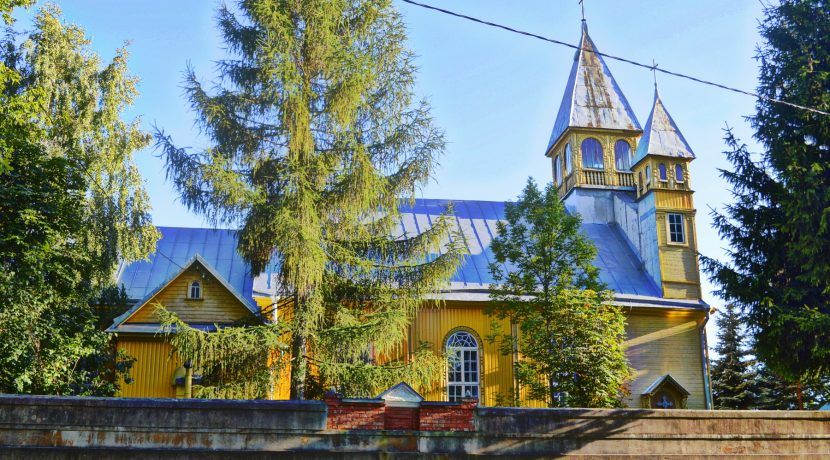 St. Peter and Paul Roman Catholic Church in Laucese