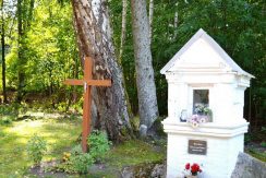 Jaunborne chapel (crucifix)