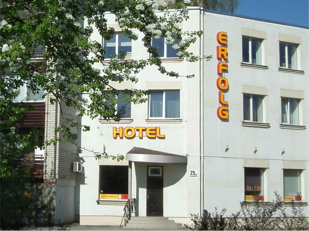 “Erfolg” Hotel