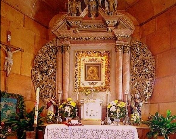 RÖMISCH-KATHOLISCHE KIRCHE DES HEILIGEN VON JURA IN AMBEĻI