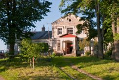 Brunenes (Brunu) Manor Buildings