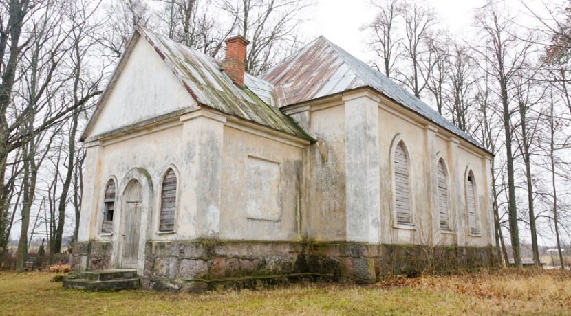 Лютеранская кирха в Демене