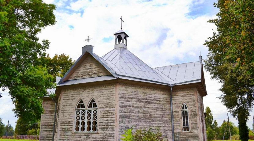 Jesus’ Heart Catholic Chapel in Dubna (Varsavena)