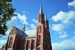 RÖMISCH-KATHOLISCHE KIRCHE DES HEILIGSTEN HERZENS JESU IN LĪKSNA