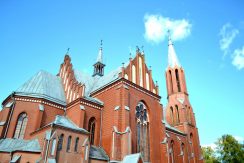 RÖMISCH-KATHOLISCHE KIRCHE DES HEILIGSTEN HERZENS JESU IN LĪKSNA