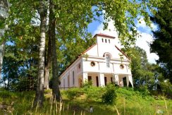 Römisch-katholische Kirche St. Jānis der Täufer in Medumi