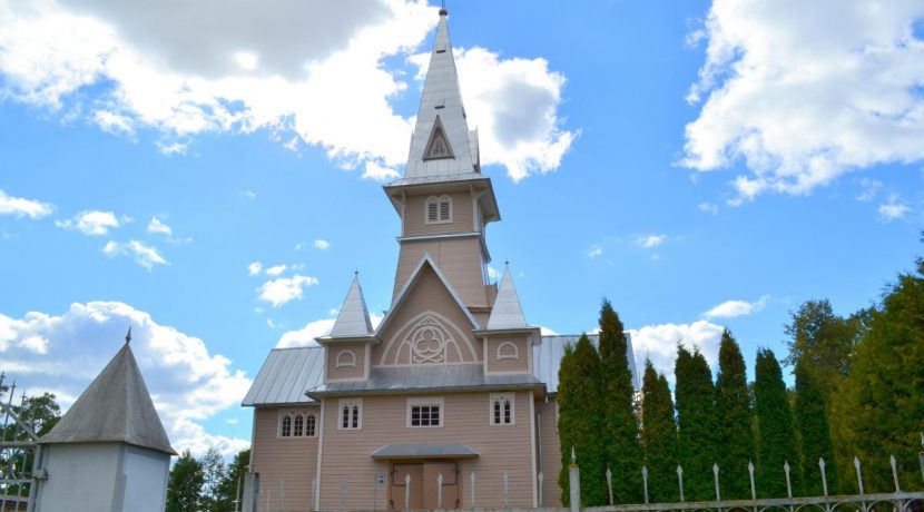 Silenes Jaunavas Marijas Debesīs uzņemšanas Romas katoļu baznīca