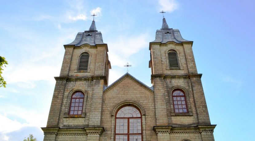 Католический костёл Св. Антона в Спруктах