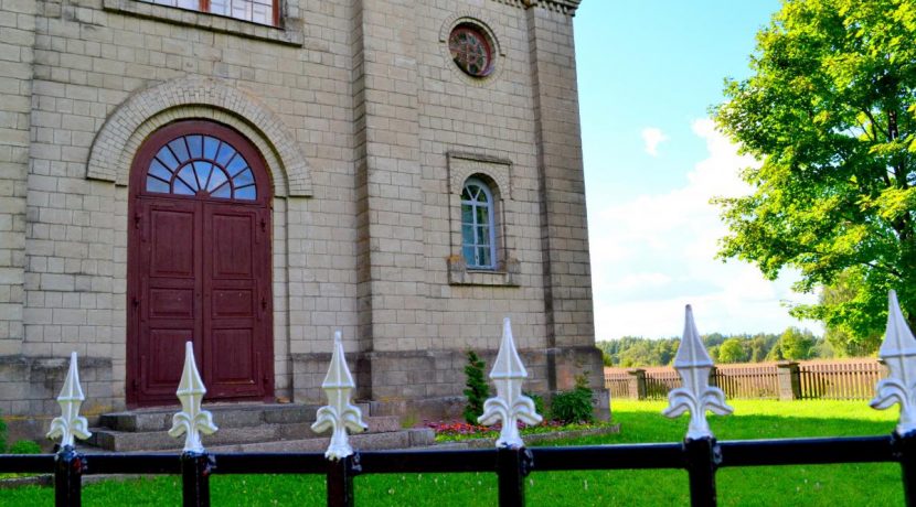 St. Anthony’s Roman Catholic Church in Sprukti