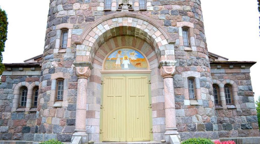 Roman Catholic Church of St. John the Baptist in Viski