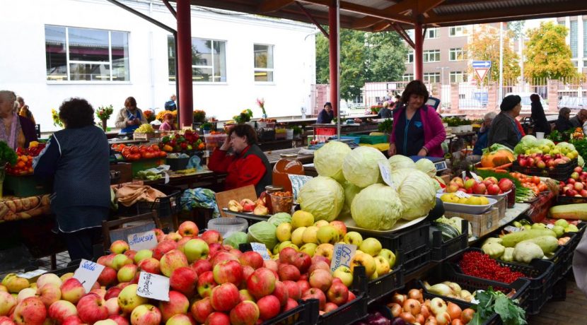 Tirdzniecības un izklaides centrs “DITTON NAMS” 