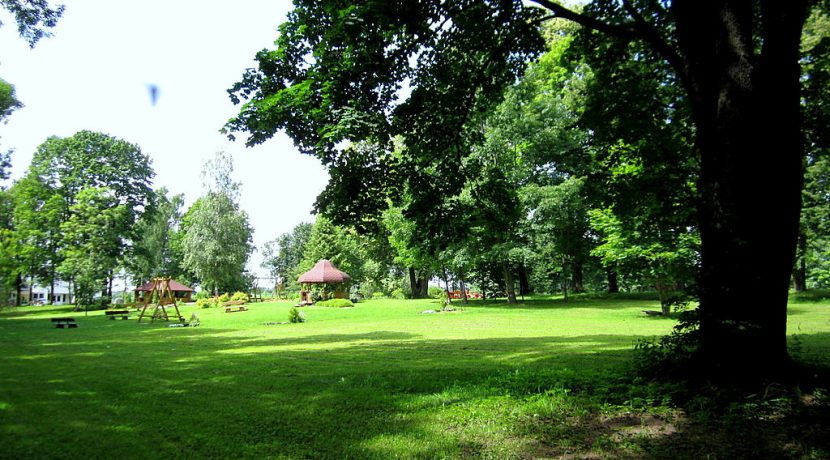 Vecsaliena (Chervonka) Manor Castle