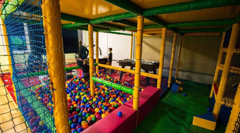 Bērnu izklaides centrs “PlayDay”