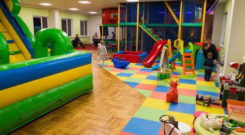 Bērnu izklaides centrs “PlayDay”