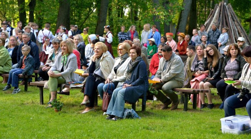 Vasarsvētku sadancis Vabolē