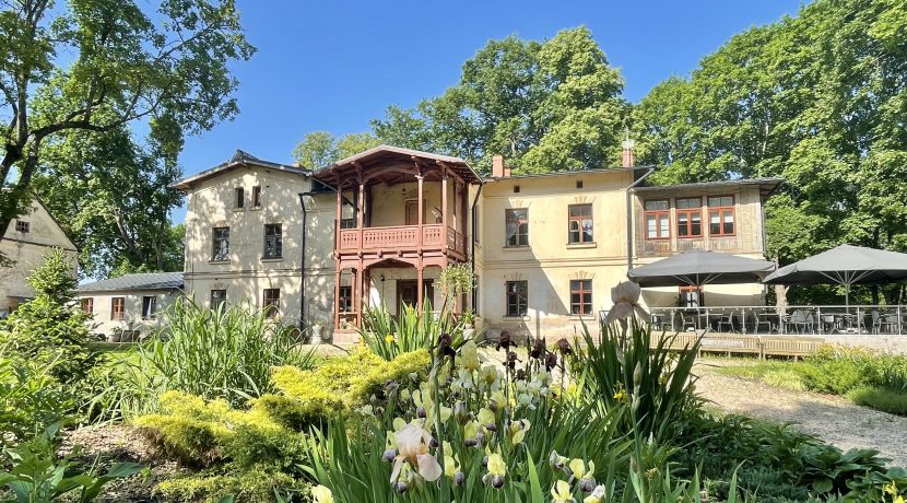 Boutique Hotel “Lielborne Manor”