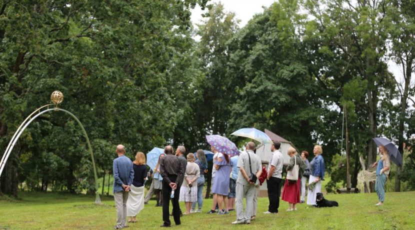 Mākslas simpozijs “20” Raiņa mājā Berķenelē