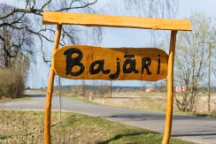 SVEČIŲ NAMAI „BAJĀRI“