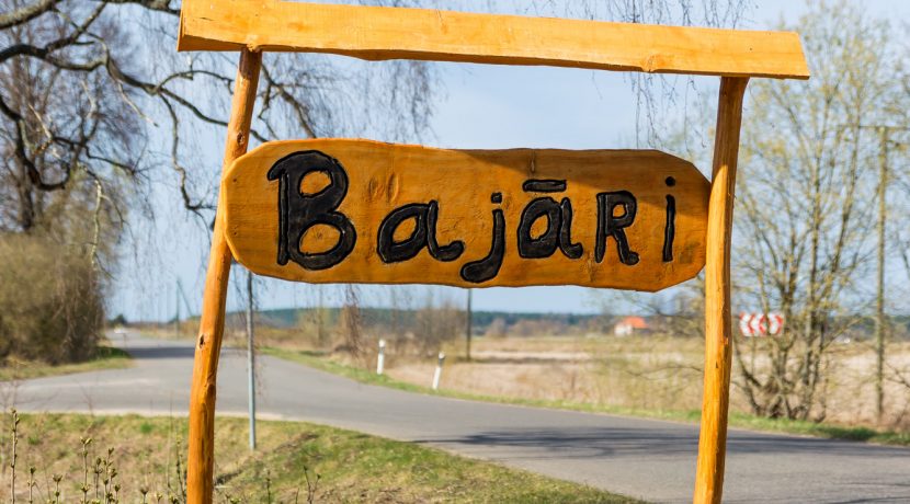 SVEČIŲ NAMAI „BAJĀRI“