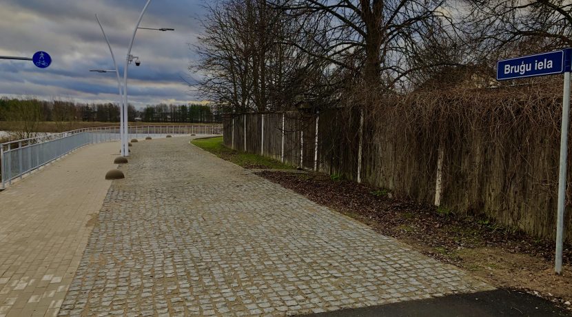 The promenade on Bruģu Street on the bank of the Daugava River