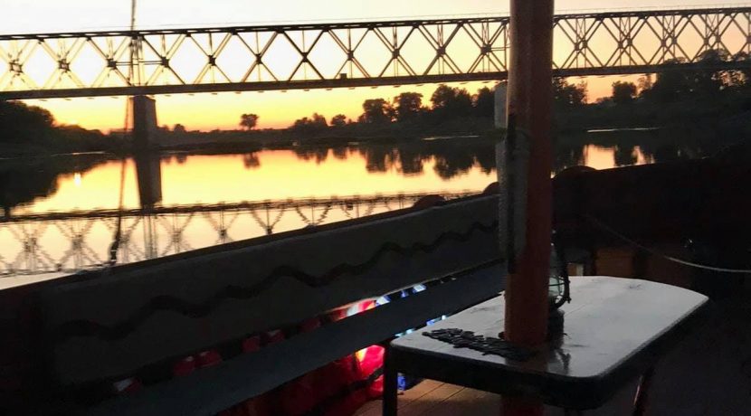 Boat trips on Daugava River with a “Sikspārnis” boat