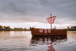 Прогулка по Даугаве на кораблике «Sikspārnis»