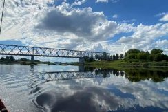 Boat trips on Daugava River with a “Sikspārnis” boat