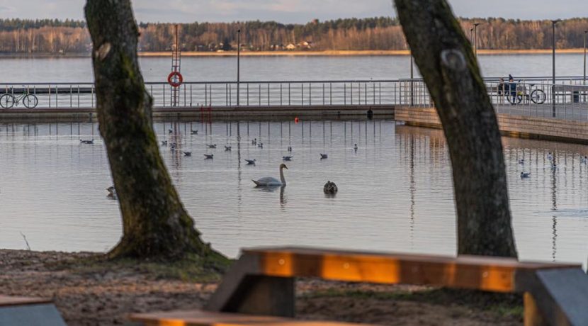 Lielais Stropu Lake Promenade