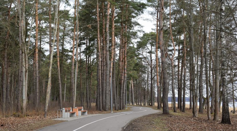 Lielais Stropu Lake Promenade