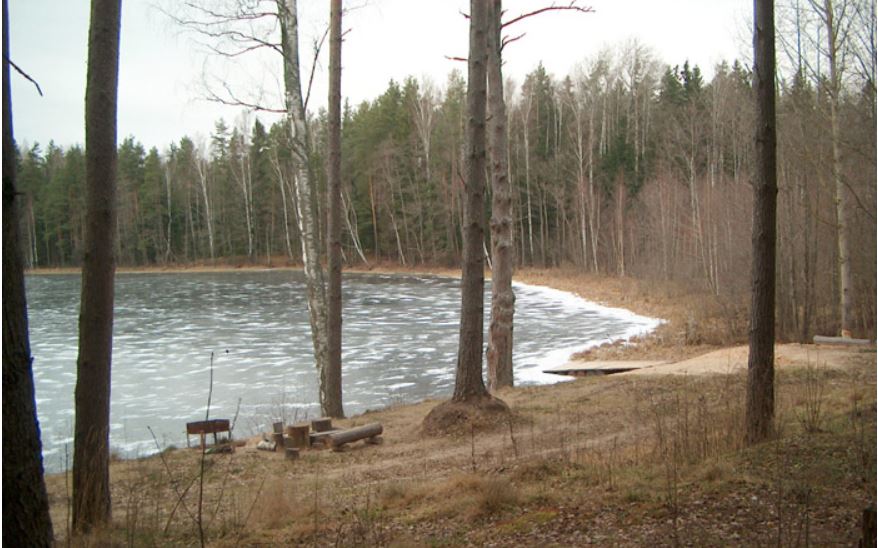 Recreation place near Melnais lake