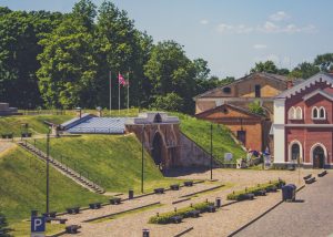 Закажи экскурсию по Даугавпилсской крепости и в майские праздники!