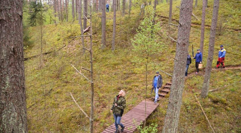 Slutiski ravine trail