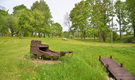 RAIŅA MĀJA BERĶENELĒ AICINA PIEDALĪTIES ZIEDOŠĀ MĀKSLAS PLENĒRĀ (video)