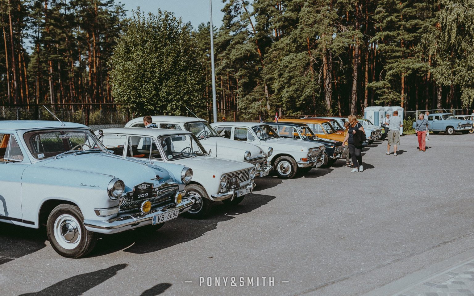 Выставка машин псков
