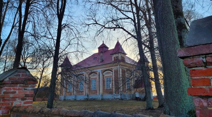 Субатская Евангелическо-Лютеранская церковь Спасителя